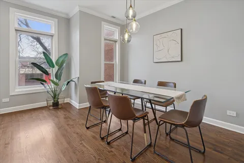 $570,000 | 3806 North Damen Avenue, Unit 2, Chicago, IL 60618