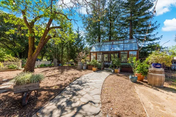 $3,050,000 | 4011 East 3rd Avenue, Napa, CA 94558