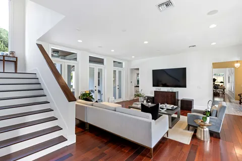 $6,500,000 | 6845 Southwest 98th Street, Pinecrest, FL 33156