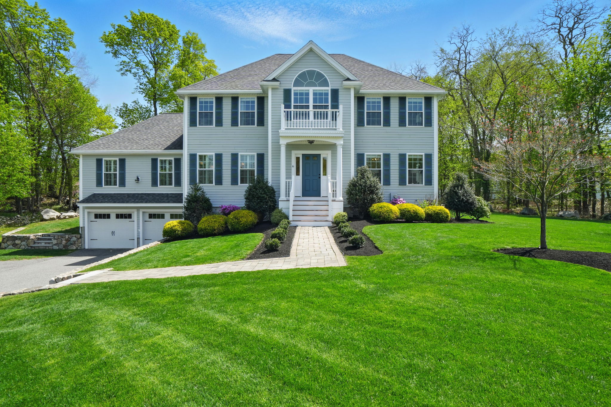 6 Fall Way Lynnfield, MA 01940 - Photo 1 of 34 Gallery Image 1