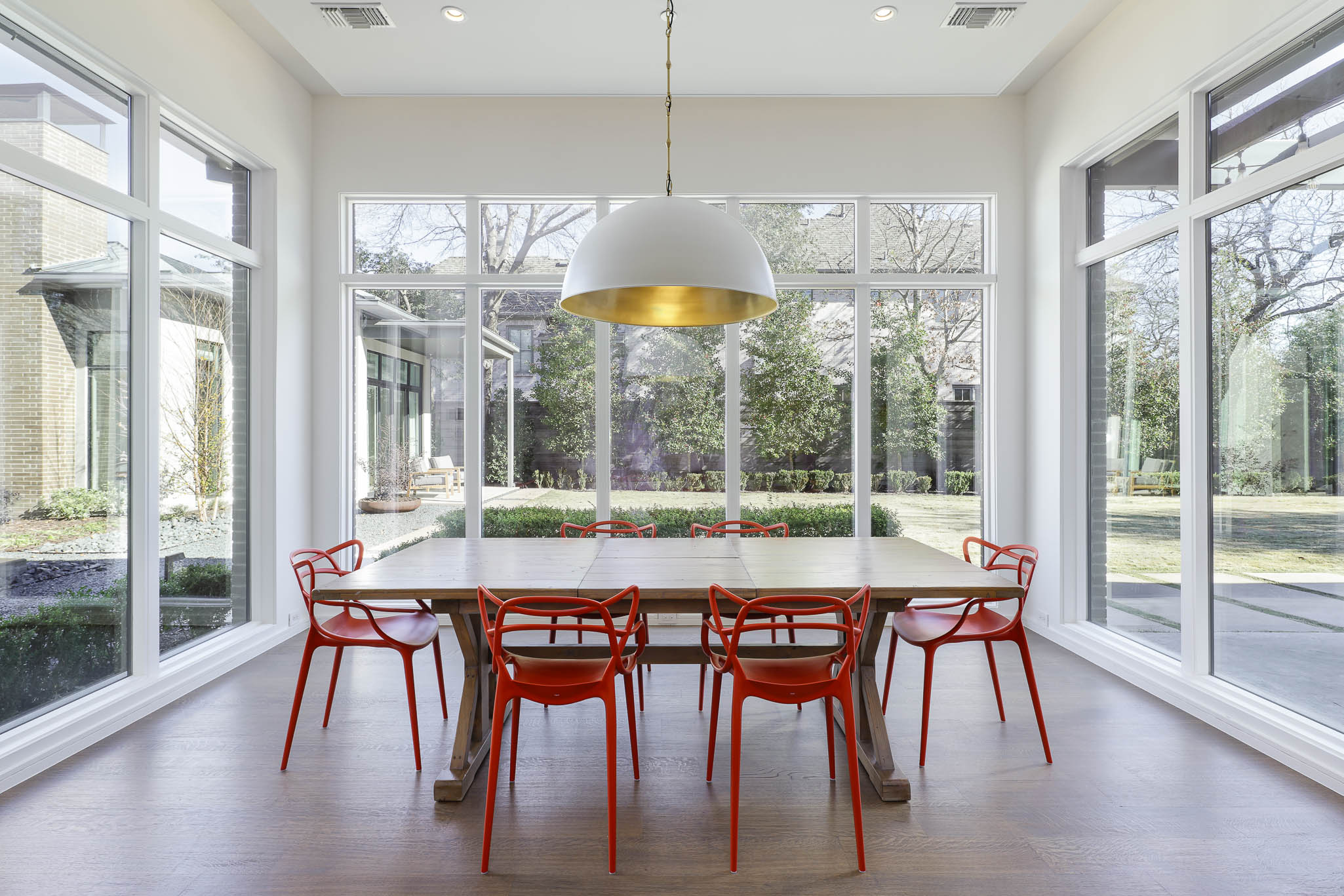 4600 Pomona Road Dallas, TX 75209 - Photo 10 of 37