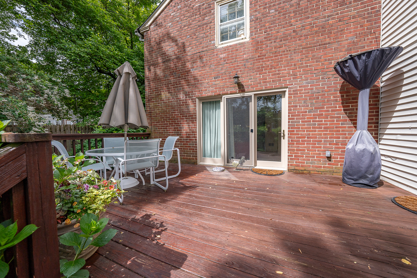 519 Mercer Road Merion Station, PA 19066 - Photo 54 of 58 a view of a lounge chair in the patio