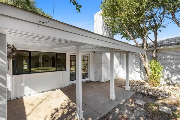 $420,000 | 2814 Lindbergh Drive, Dallas, TX 75228