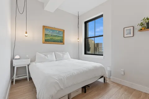 $995,000 | 1 Hanson Place, Unit 24E | Fort Greene