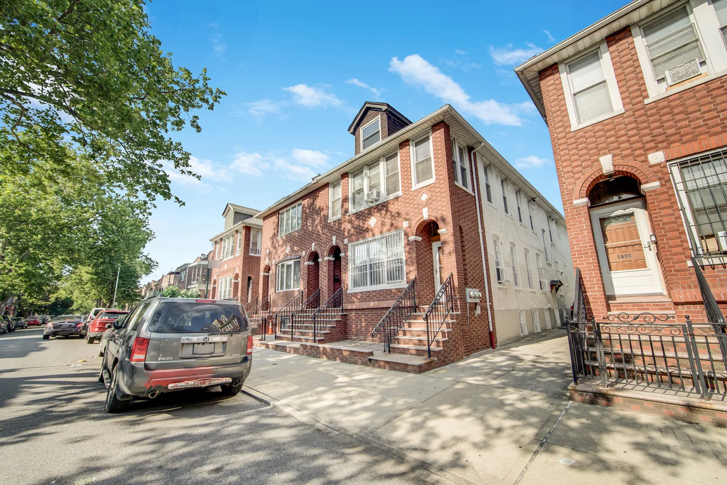 a car parked in front of a building