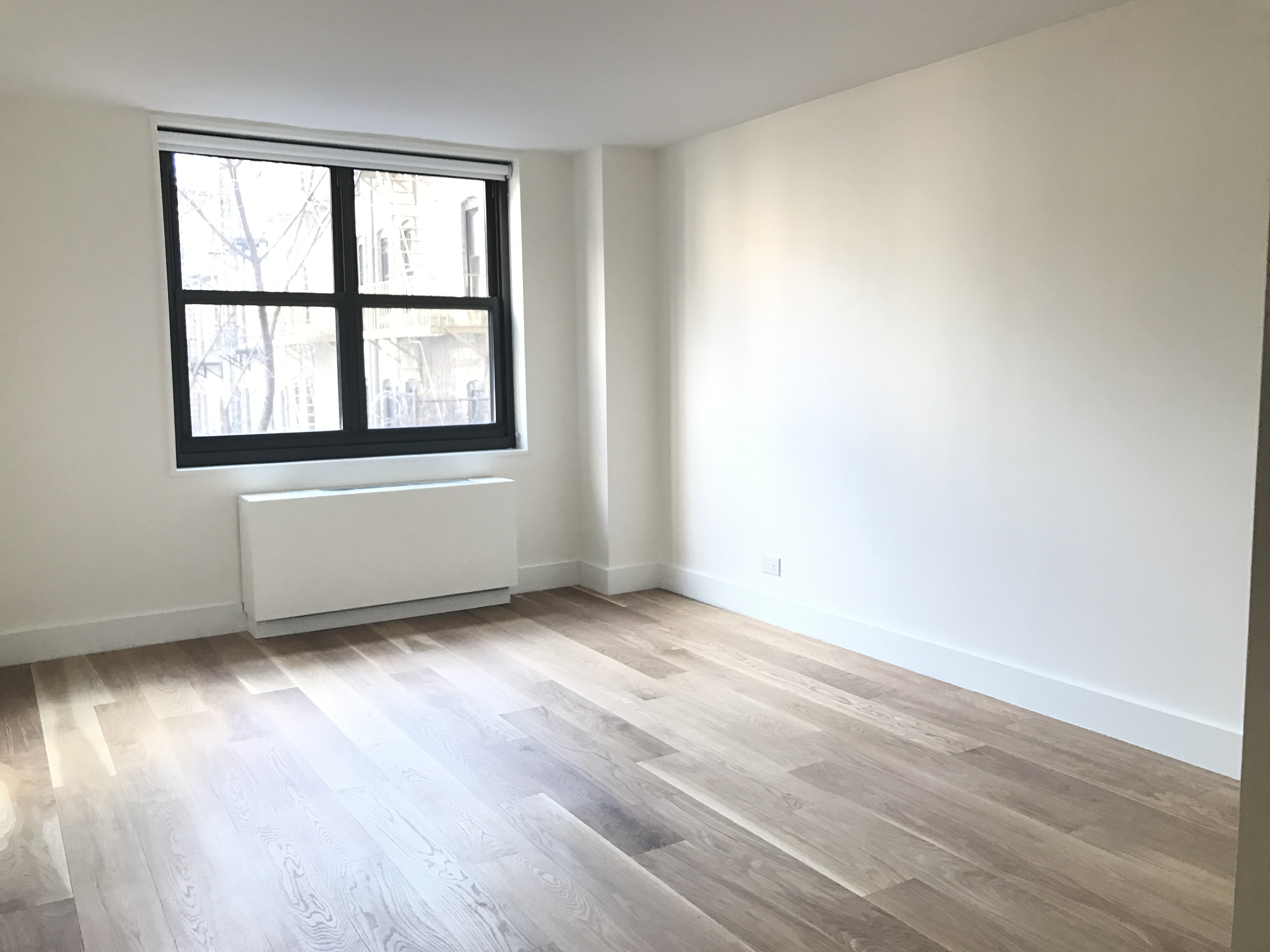 200 East 90th Street, Unit 3E Manhattan, NY 10128 - Photo 3 of 15