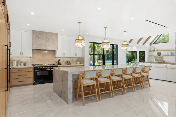 $5,300,000 | 20630 Kingsboro Way, Woodland Hills, CA 91364