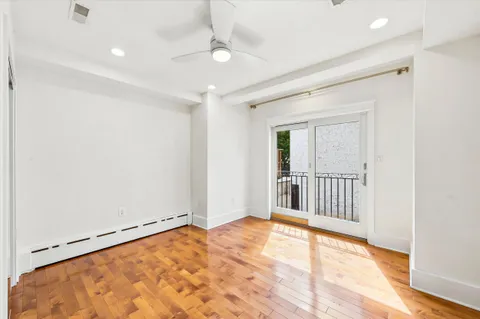$665,000 | 760 South 6th Street, Philadelphia, PA 19147