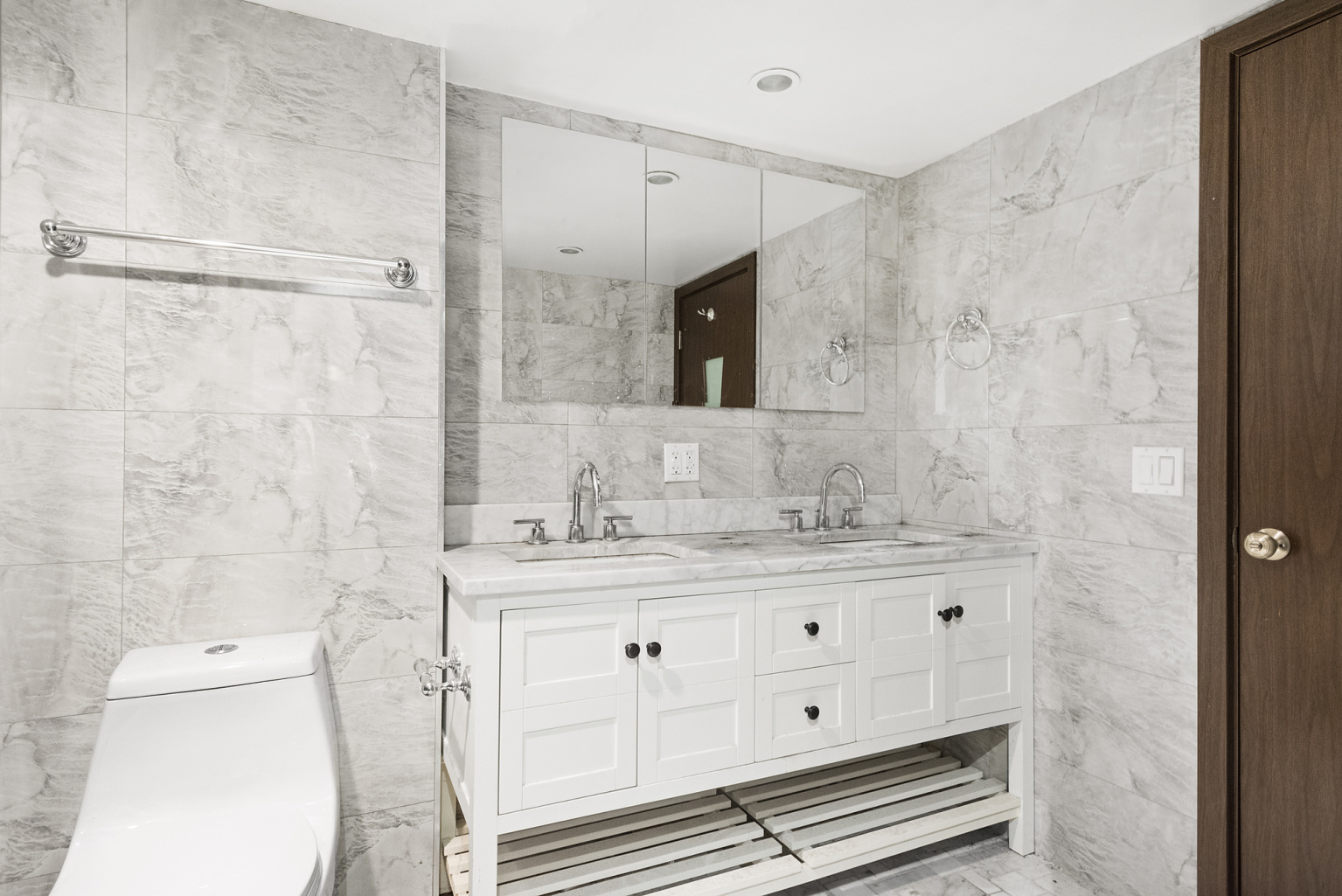 1773 1st Avenue, Unit 1 Manhattan, NY 10128 - Photo 3 of 8