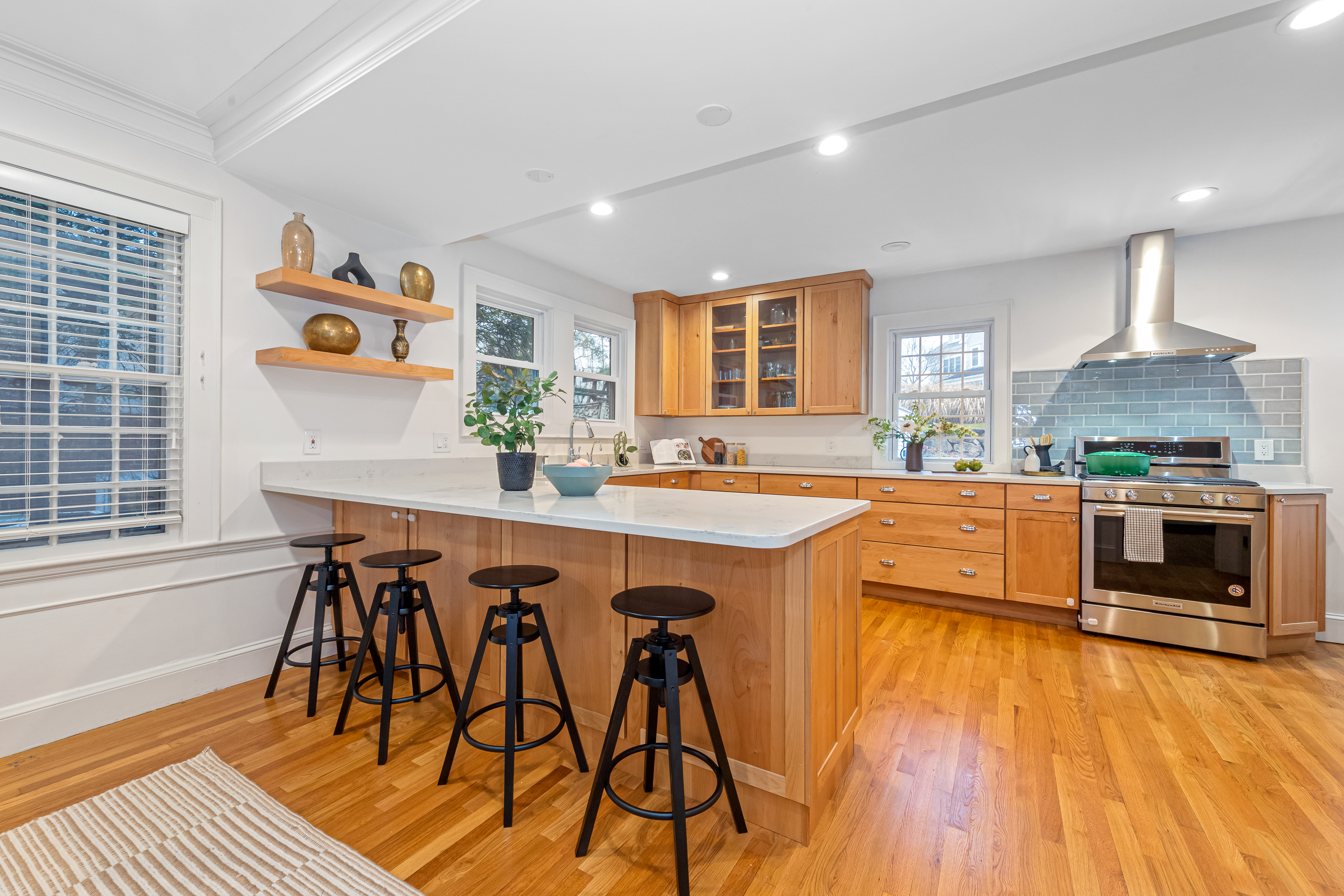 35 Richfield Road Arlington, MA 02474 - Photo 5 of 12