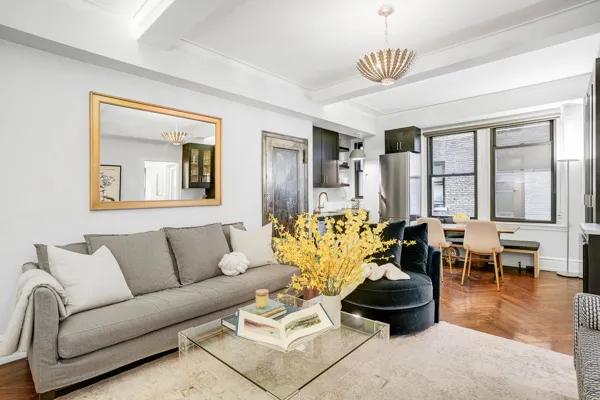 $799,000 | 440 West End Avenue, Unit 8F | Upper West Side