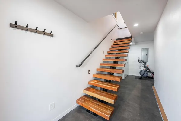 $3,900,000 | 667 East Kelly Avenue, Jackson, WY 83001