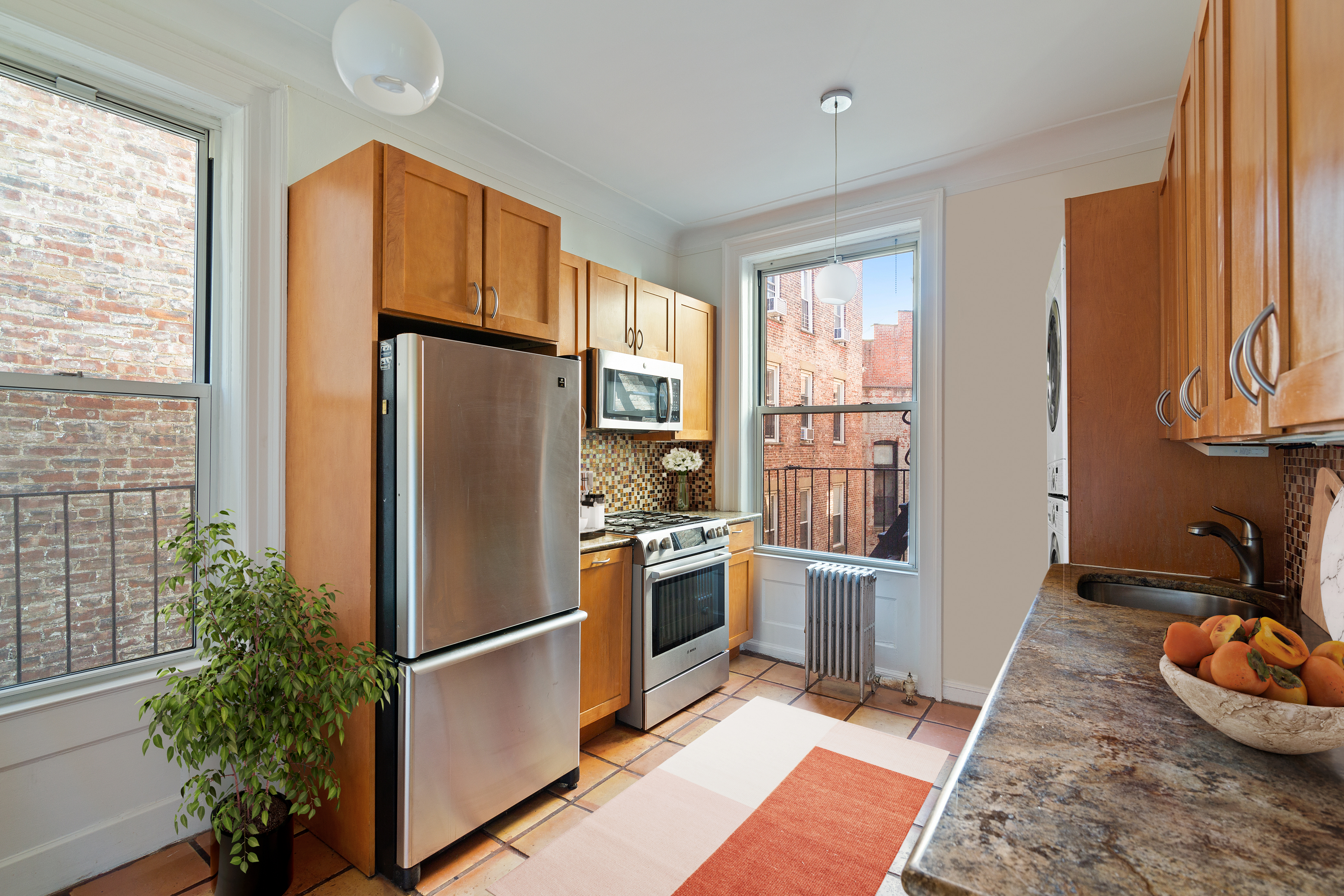 133 8th Avenue, Unit 3B Brooklyn, NY 11215 - Photo 5 of 10