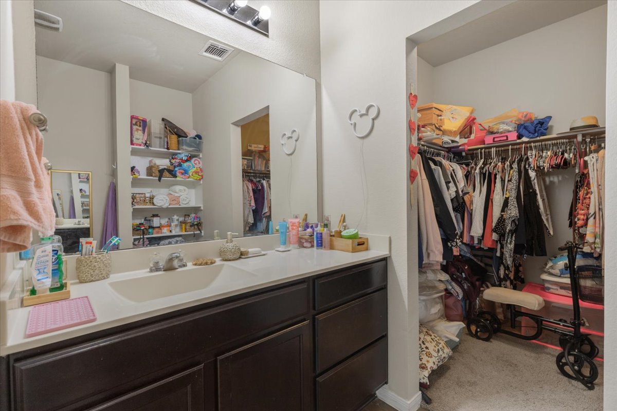 11913 Riparian Road Manor, TX 78653 - Photo 14 of 29 Gallery Image 14