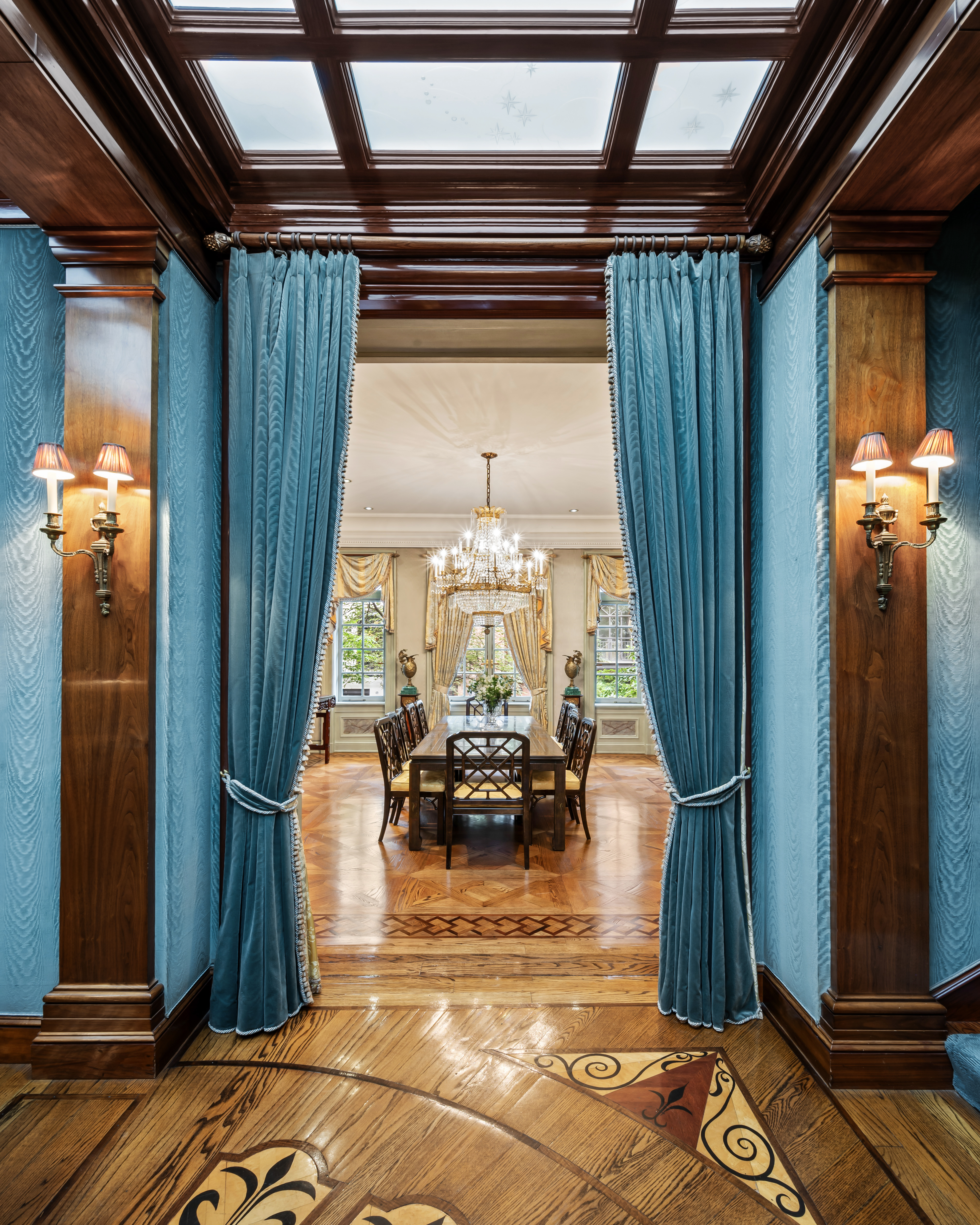 163 East 64th Street Manhattan, NY 10065 - Photo 10 of 34 a dining room with furniture window and outside view