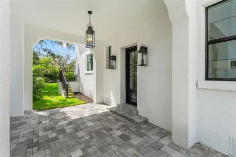$4,349,000 | 804 Idlewood Drive, Tampa, FL 33609