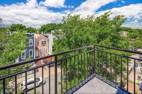 $575,000 | 1178 Greene Avenue, Unit 4F | Bushwick