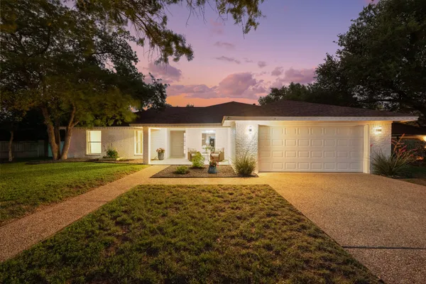 $1,300,000 | 6104 Carry Back Lane, Austin, TX 78746