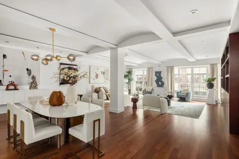 $7,995,000 | 43 West 64th Street, Unit 7A | Upper West Side