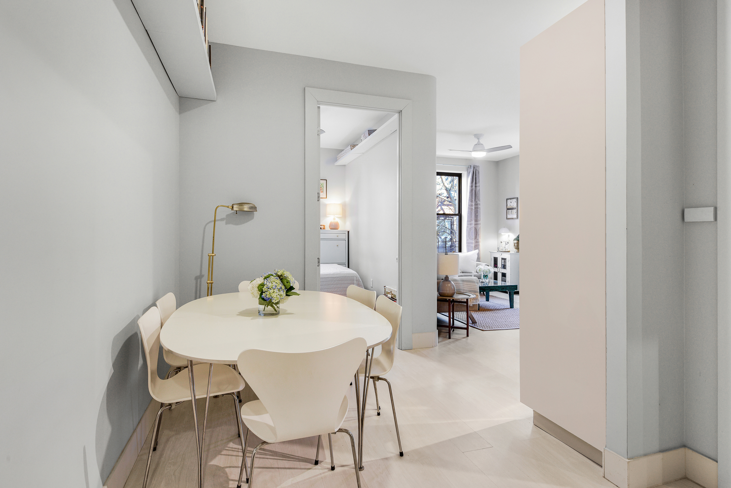 215 West 105th Street, Unit 3B Manhattan, NY 10025 - Photo 4 of 12