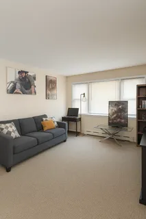 $750,000 | 422 Cromwell Avenue | Dongan Hills