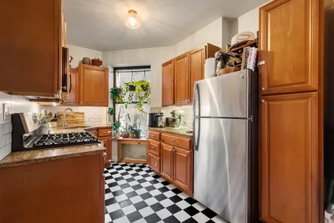 $3,950,000 | 19 Clifford Place | Greenpoint