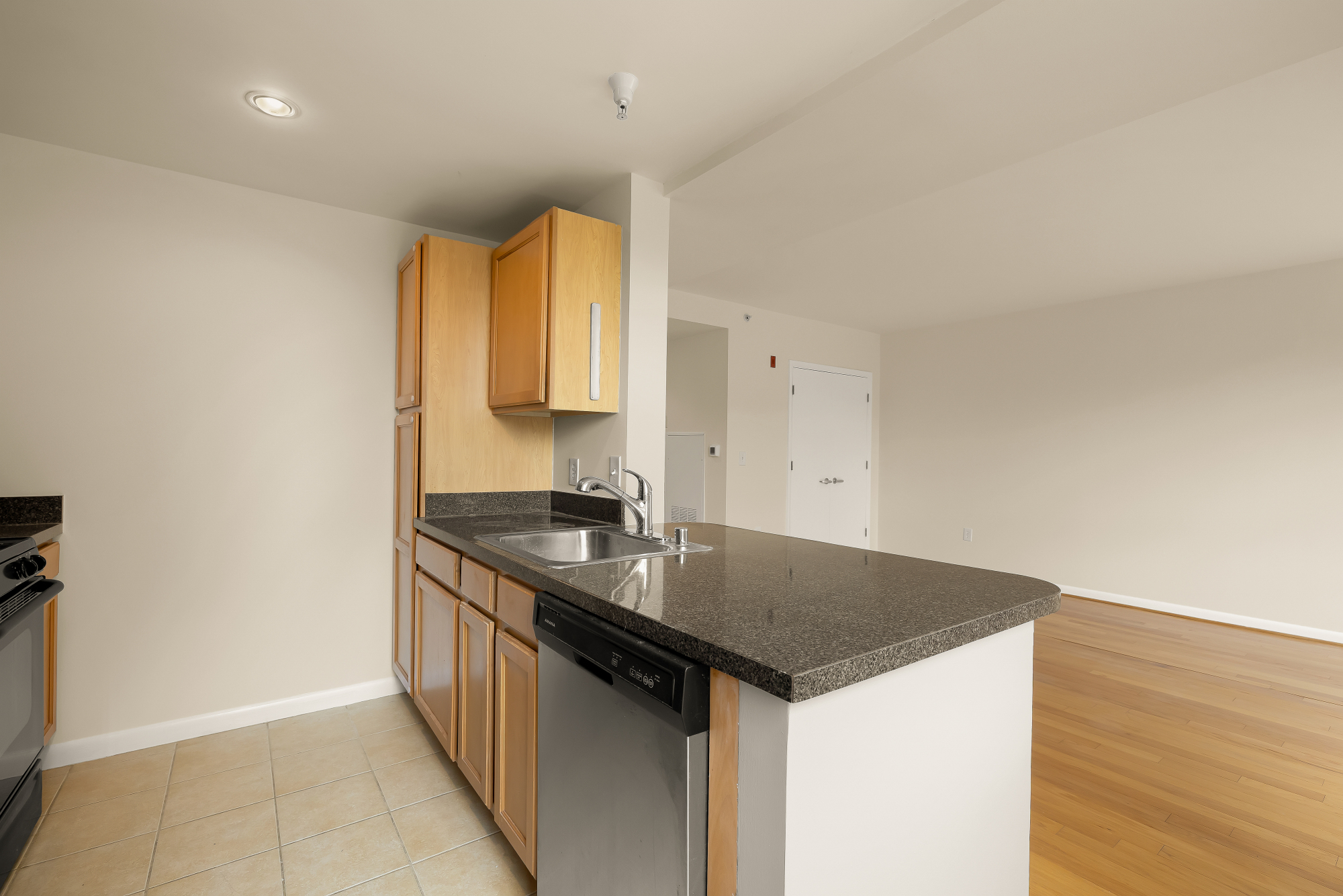 350 G Street Southwest, Unit N323 Washington, DC 20024 - Photo 13 of 22