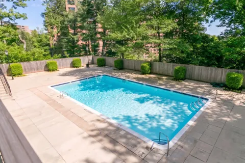 $889,900 | 3295 Sutton Place Northwest, Unit D, Washington, DC 20016