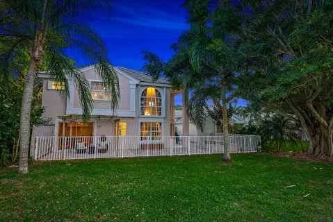 $675,000 | 93 Admirals Court, Palm Beach Gardens, FL 33418