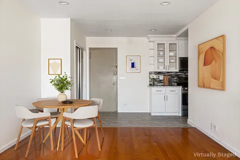 $628,000 | 137 East 36th Street, Unit 24E | Murray Hill