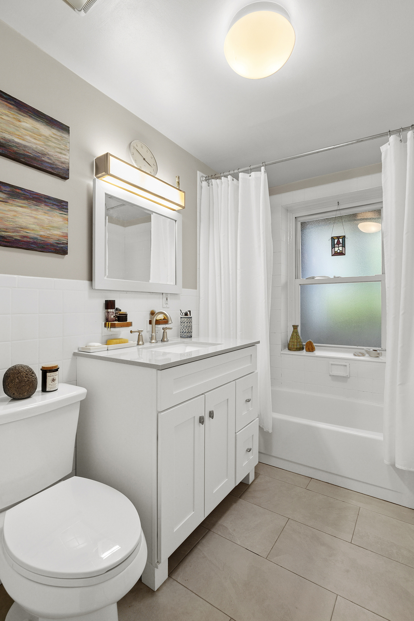 139 St Felix Street, Unit GARDEN Brooklyn, NY 11217 - Photo 6 of 6 a bathroom with a sink a toilet and bathtub