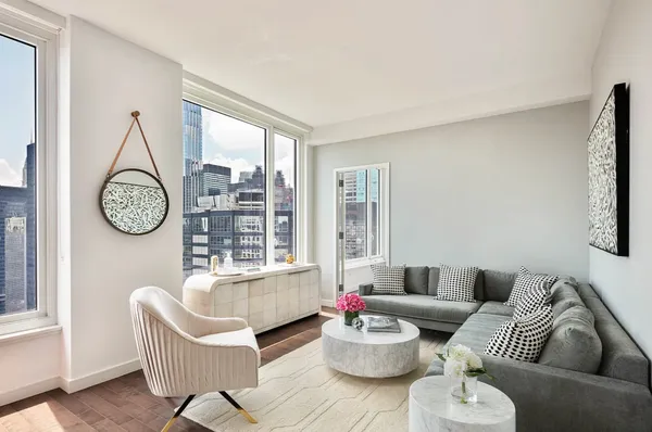 $9,750 | 232 East 54th Street, Unit 33B | Midtown East