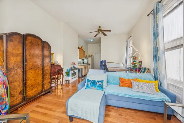 $1,295,000 | 142 North 21st Street, Philadelphia, PA 19103