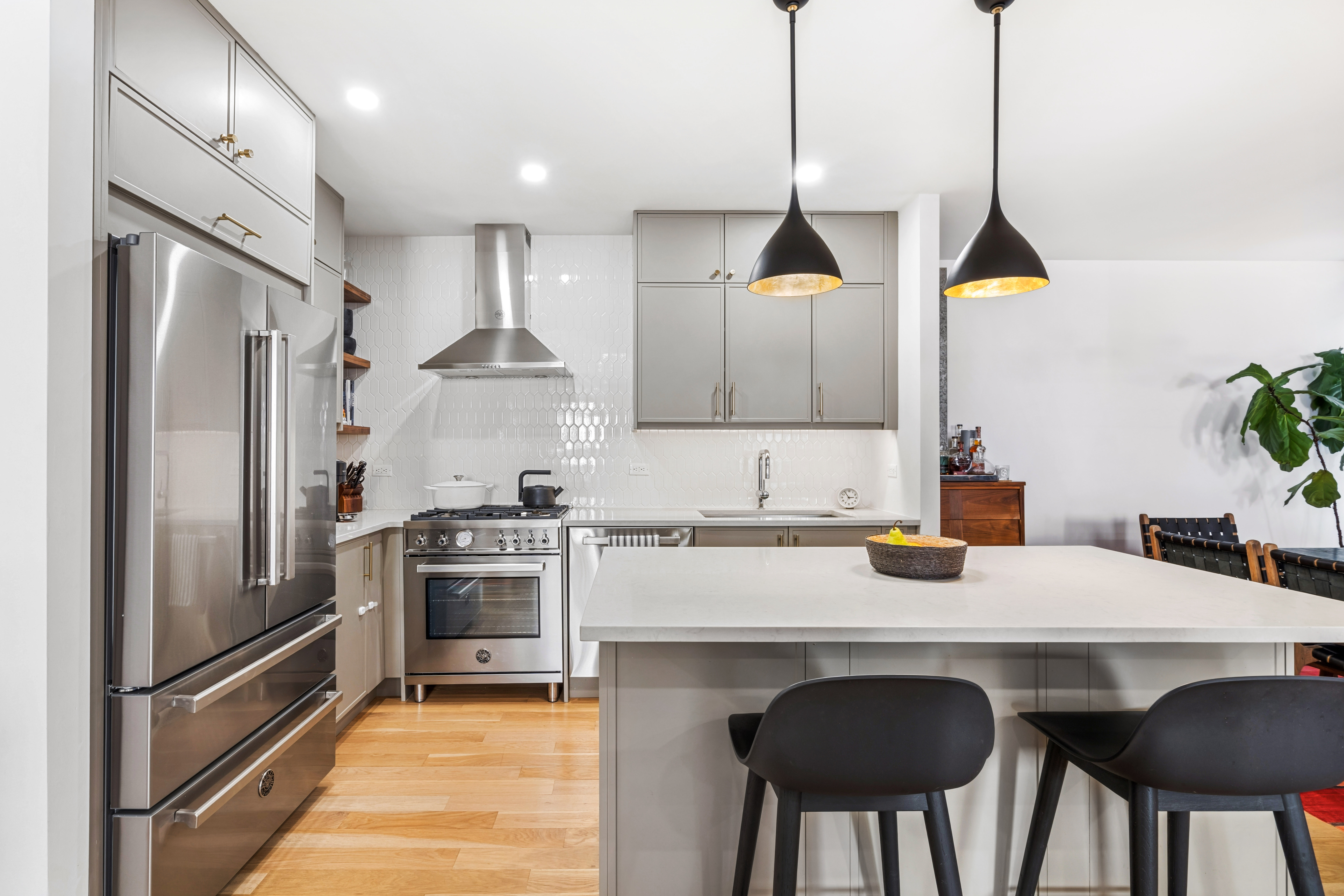 305 West 98th Street, Unit 5CS Manhattan, NY 10025 - Photo 3 of 13