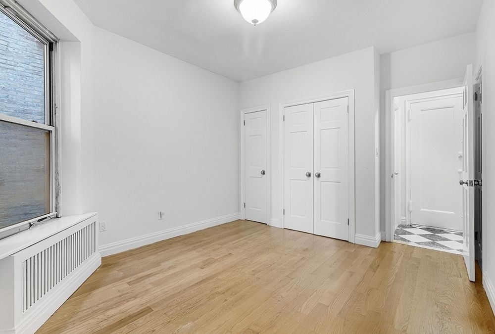 330 East 58th Street, Unit 3E Manhattan, NY 10022 - Photo 5 of 9