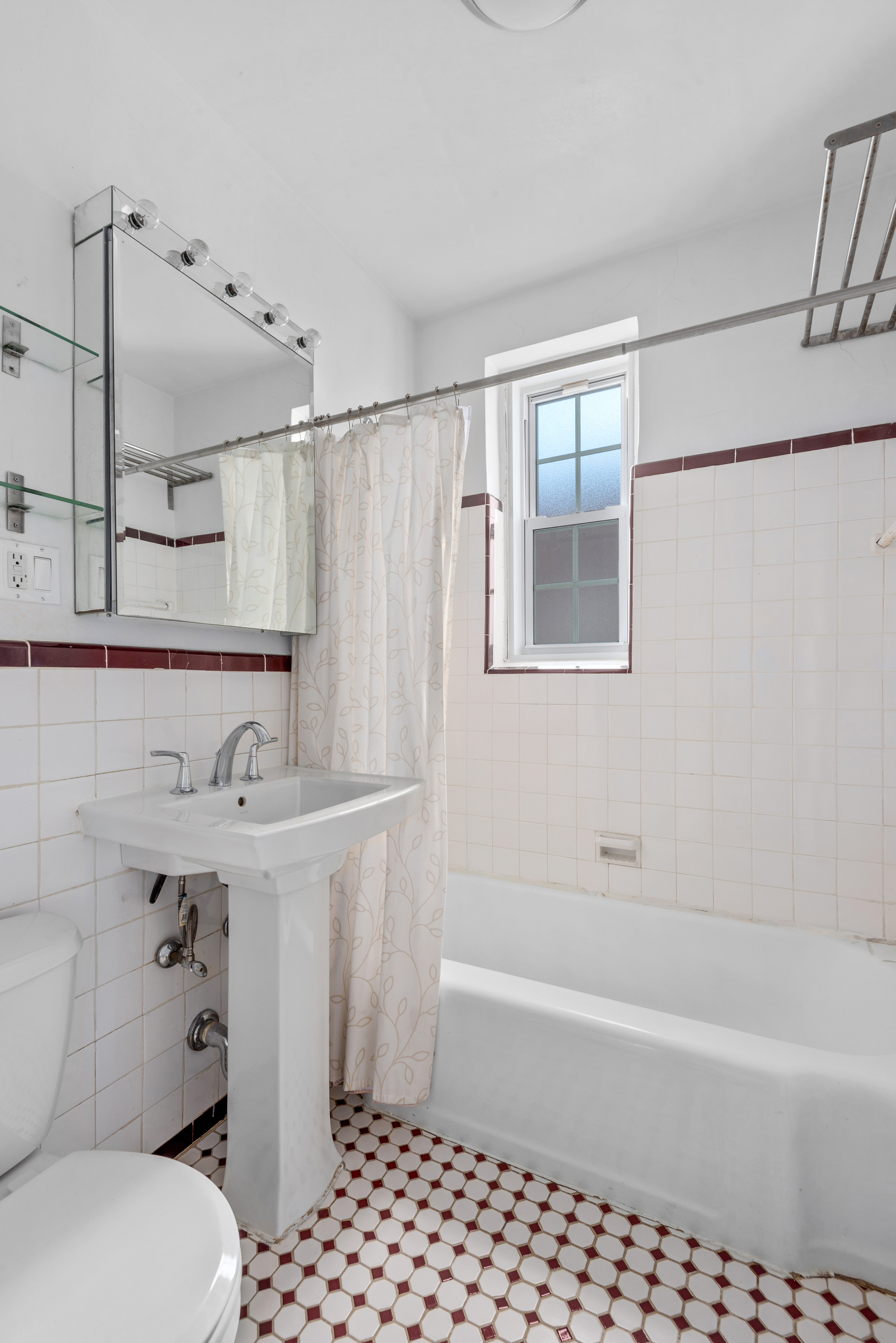 1125 Lorimer Street, Unit 6E Brooklyn, NY 11222 - Photo 6 of 10