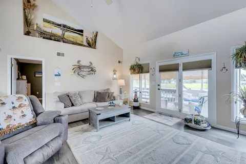 $500,000 | 7 Hunters Point, Millsboro, DE 19966