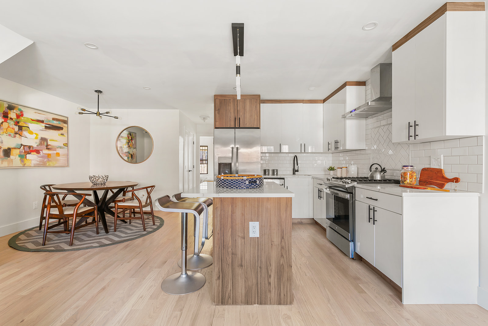 576 Lexington Avenue Brooklyn, NY 11221 - Photo 1 of 13