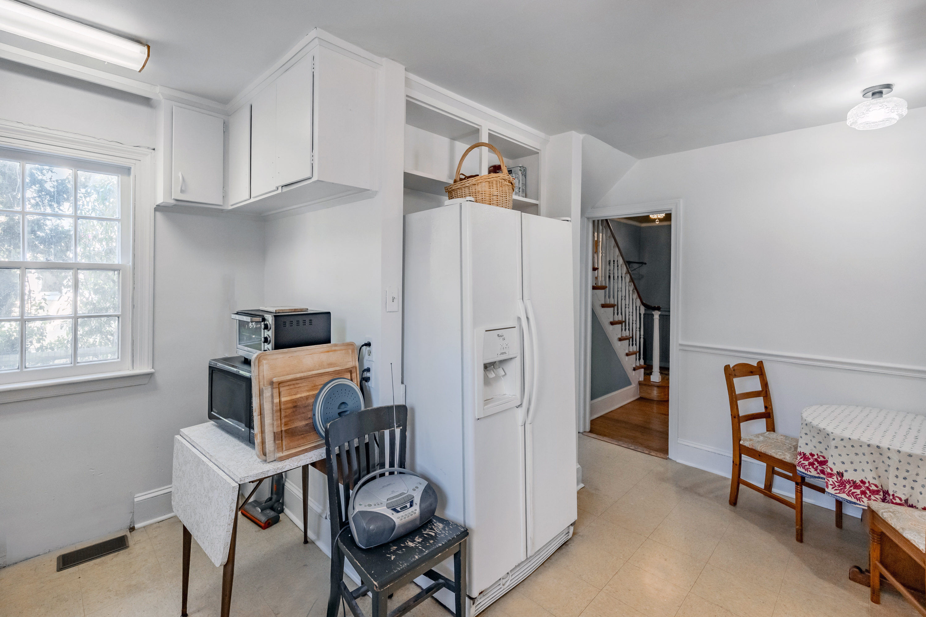 14 Decatur Road Havertown, PA 19083 - Photo 19 of 43 a workspace with furniture and a window