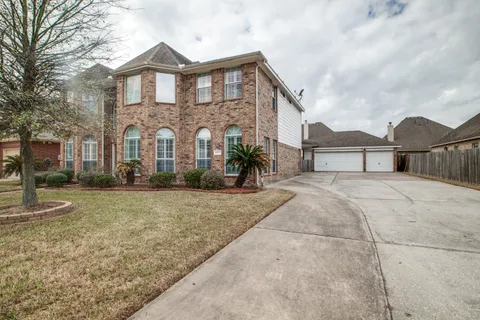 $440,000 | 6807 Chapelfield Lane, Houston, TX 77049