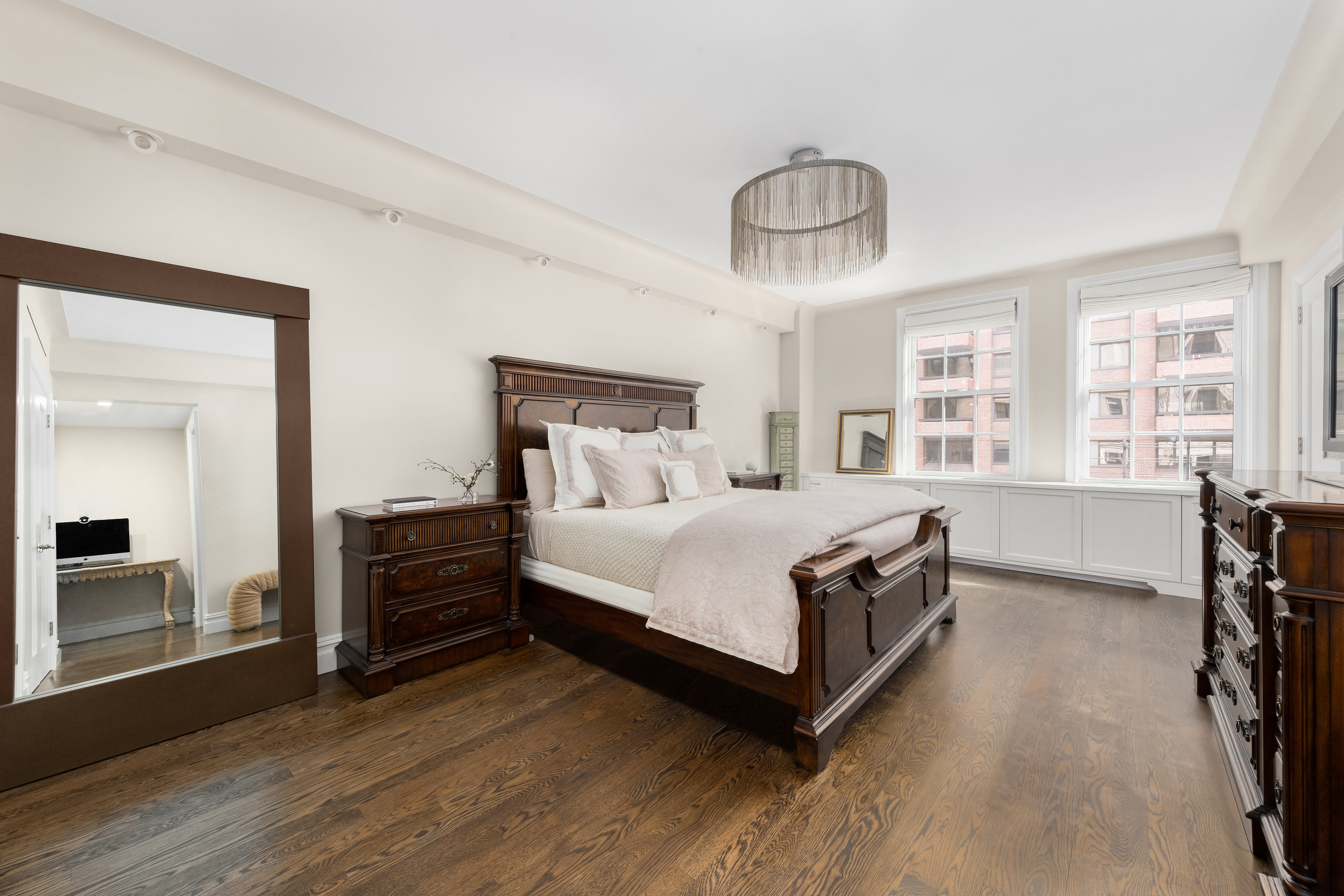 17 East 89th Street, Unit 4B Manhattan, NY 10128 - Photo 9 of 22