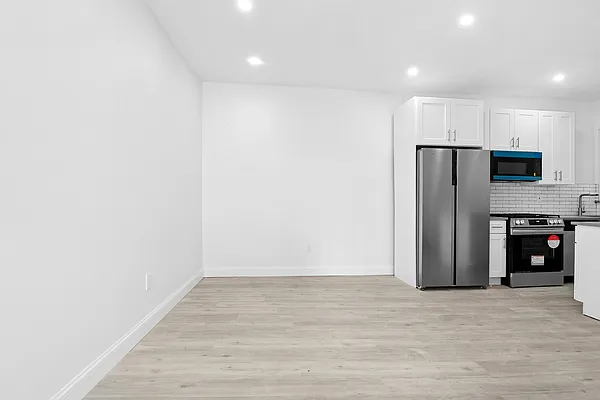 501 68th Street, Unit 1 Brooklyn, NY 11220 - Photo 4 of 7