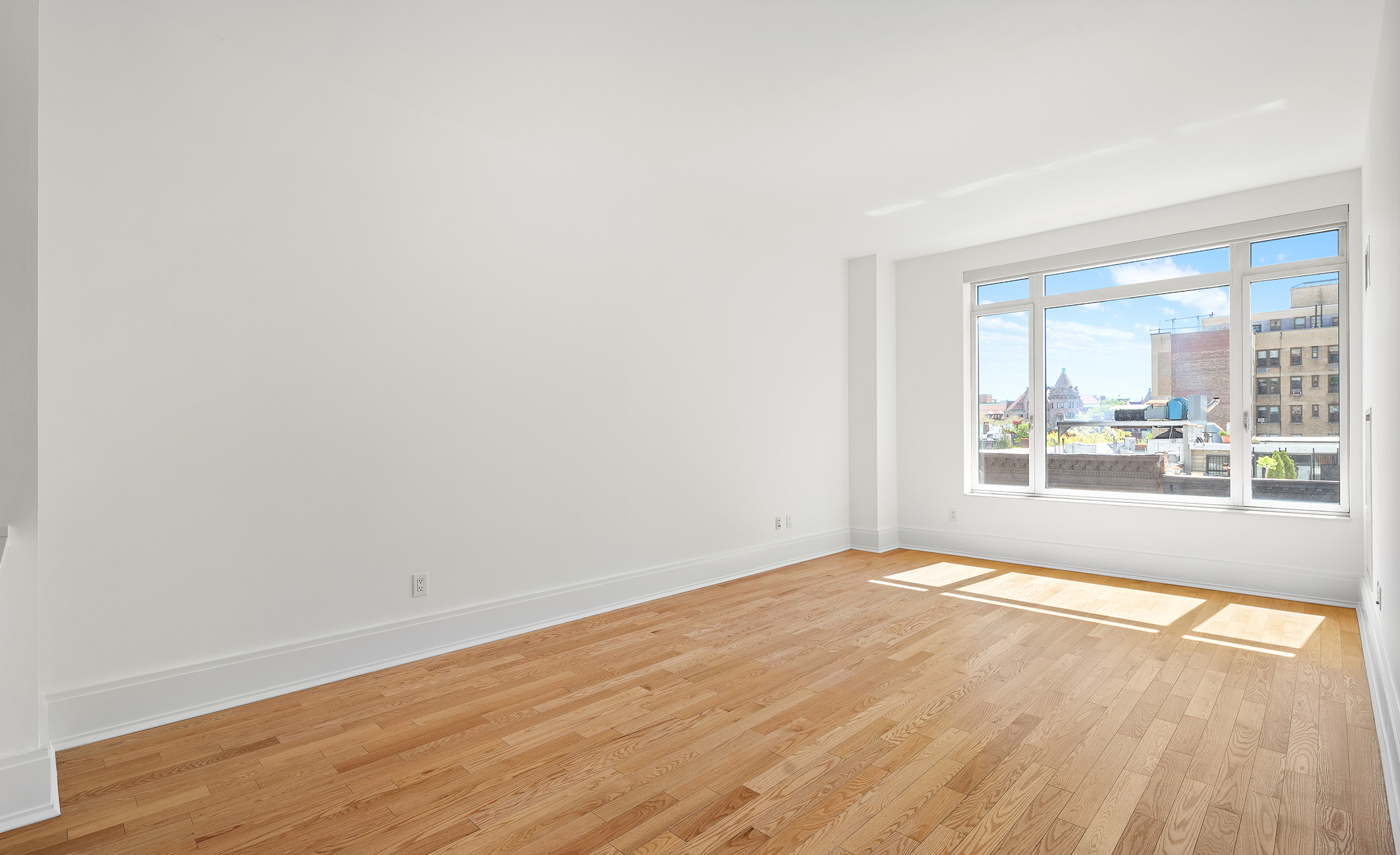 205 West 76th Street, Unit 7E Manhattan, NY 10023 - Photo 6 of 13