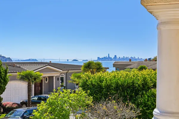 $4,195,000 | 17 Heron Drive, Mill Valley, CA 94941