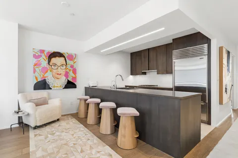 $3,295,000 | 125 West 22nd Street, Unit 10A | Chelsea