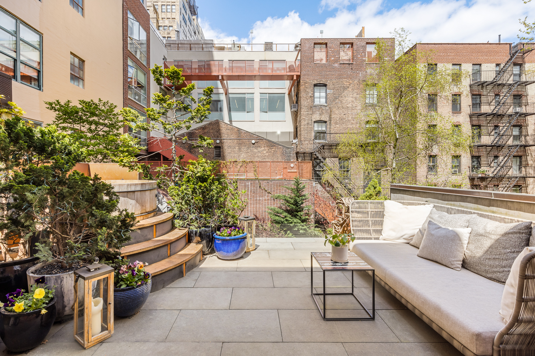 27 Vandam Street Manhattan, NY 10013 - Photo 11 of 25