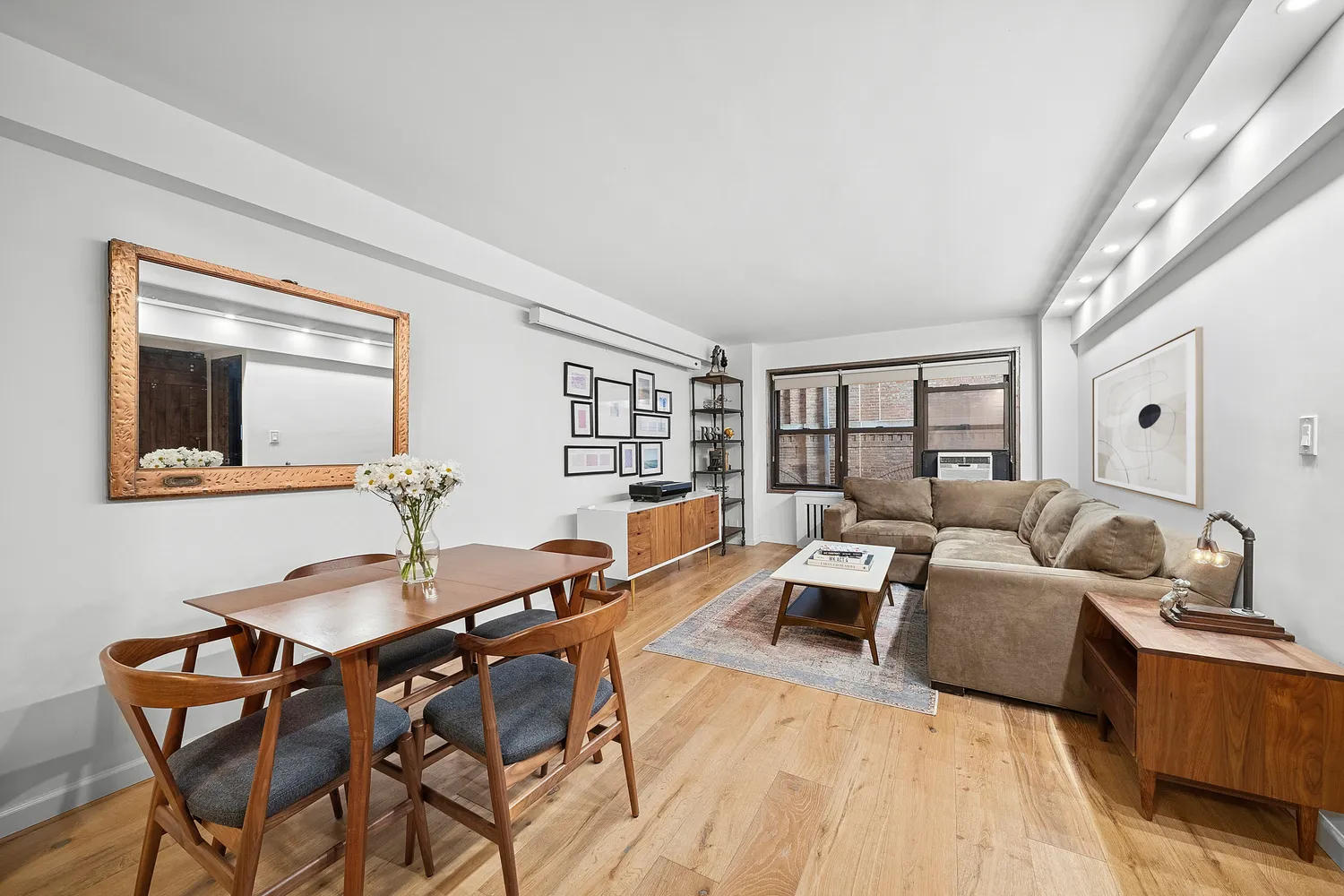 $849,000 | 54 West 16th Street, Unit 2G | Flatiron