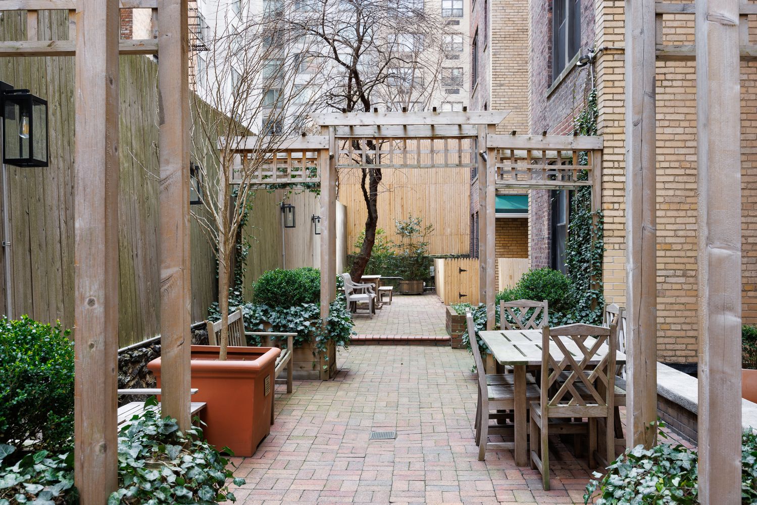 Elkin J Serna, Real Estate Agent Compass