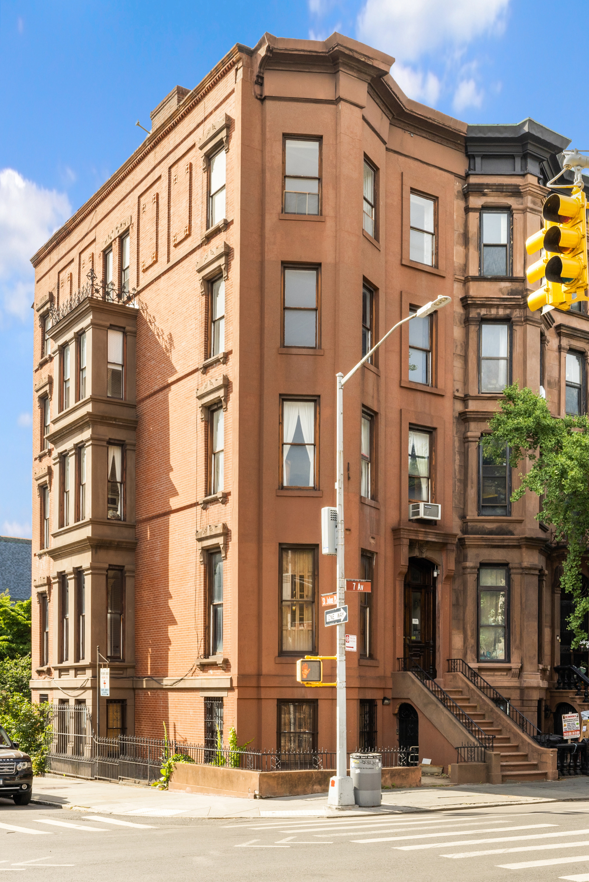 165 St Johns Place Brooklyn, NY 11217 - Photo 1 of 19