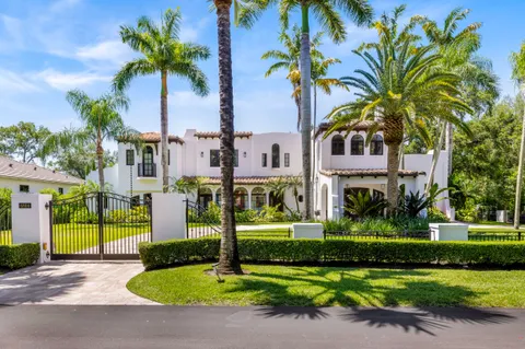 $8,200,000 | 6864 Southwest 68th Street, South Miami, FL 33143